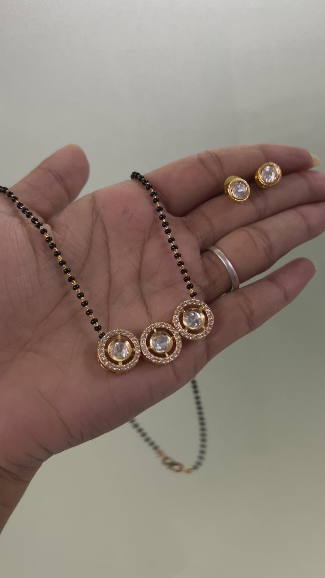Round Kundan American Diamond Pendant Mangalsutra