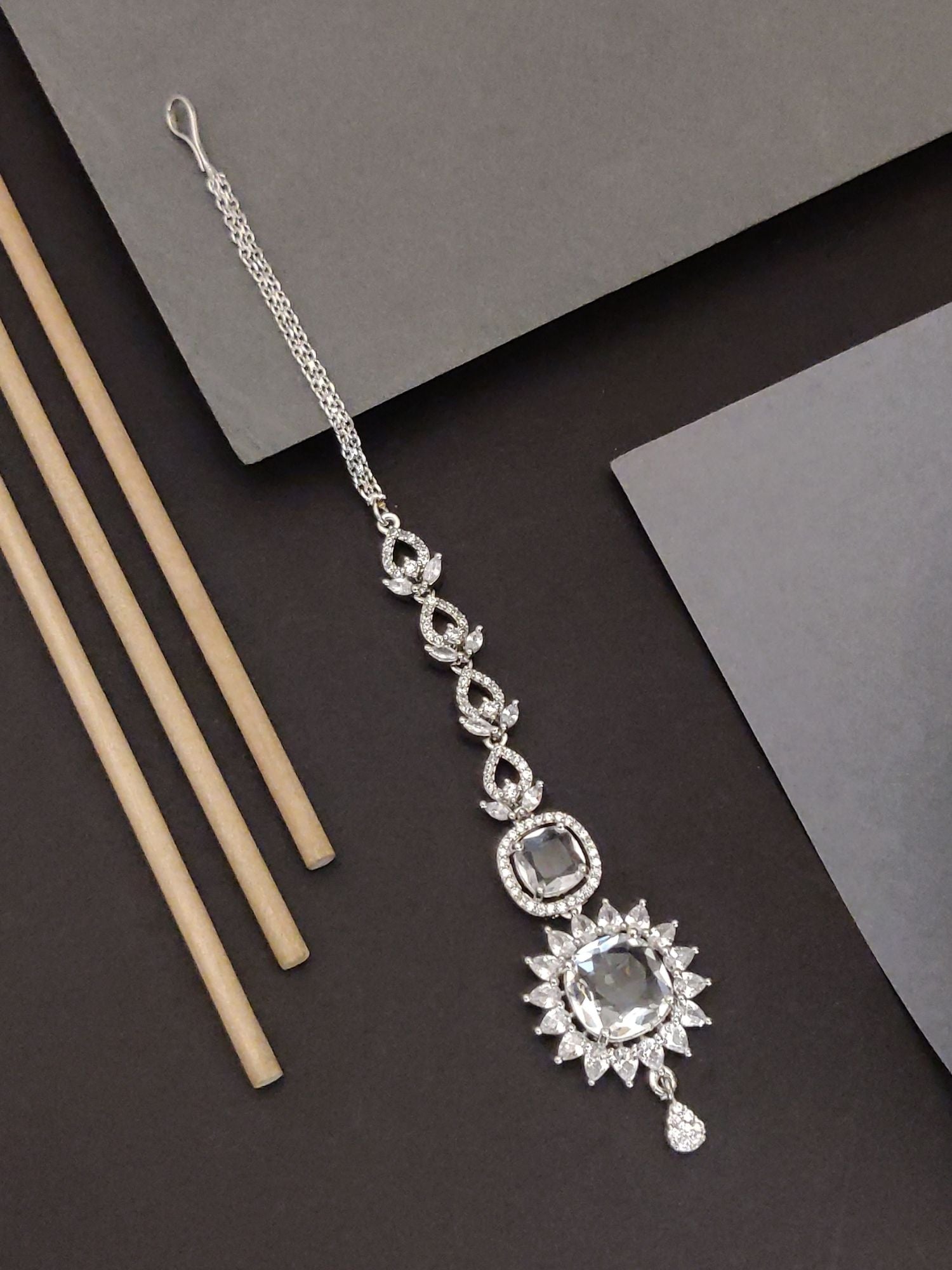 Elegant Silver Plated American Diamond Round MaangTikka with intricate design and sparkling stones