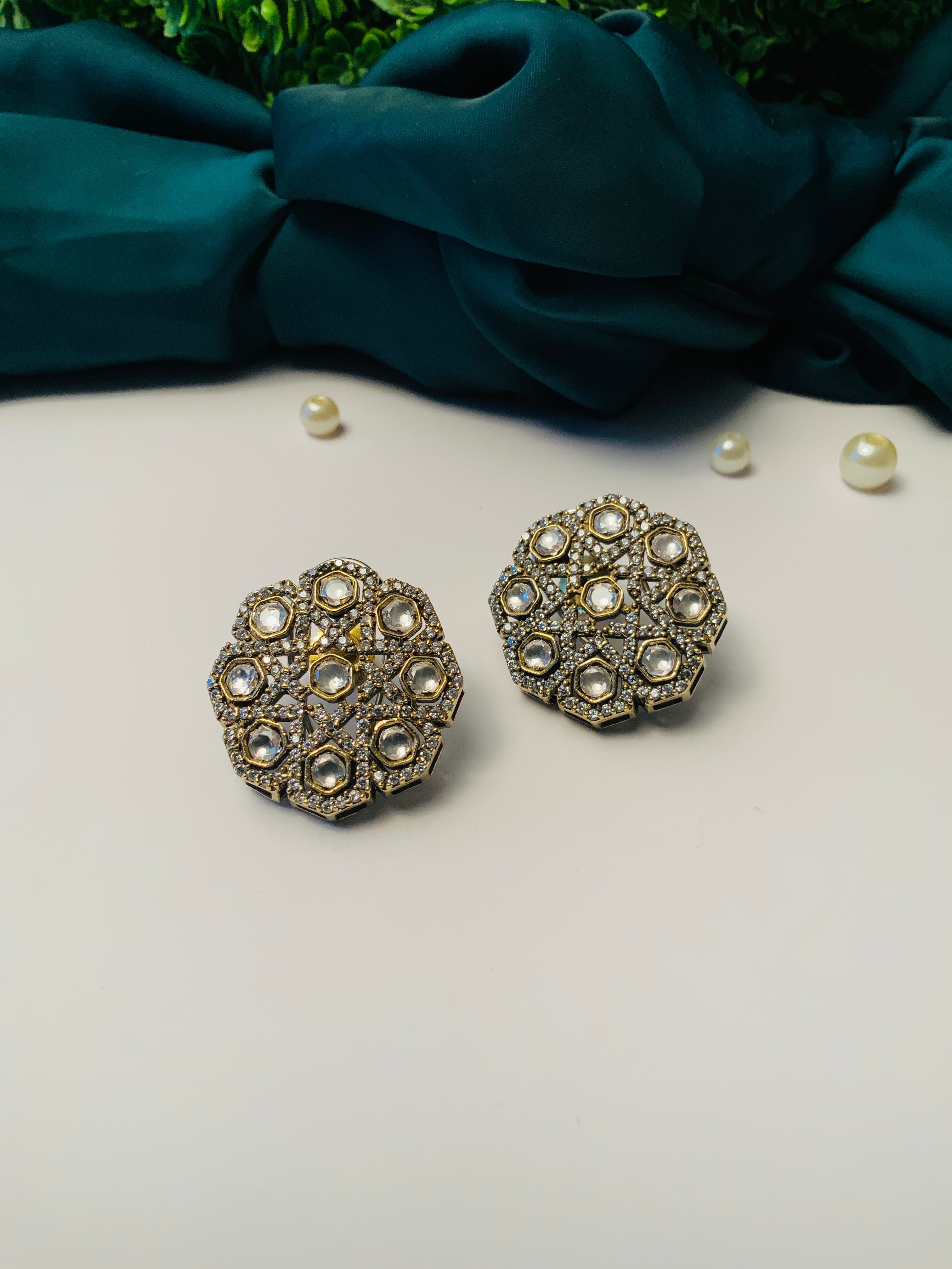 Abdesignsjewellery Victorian Polki Earring set with intricate gold detailing and pearl accents