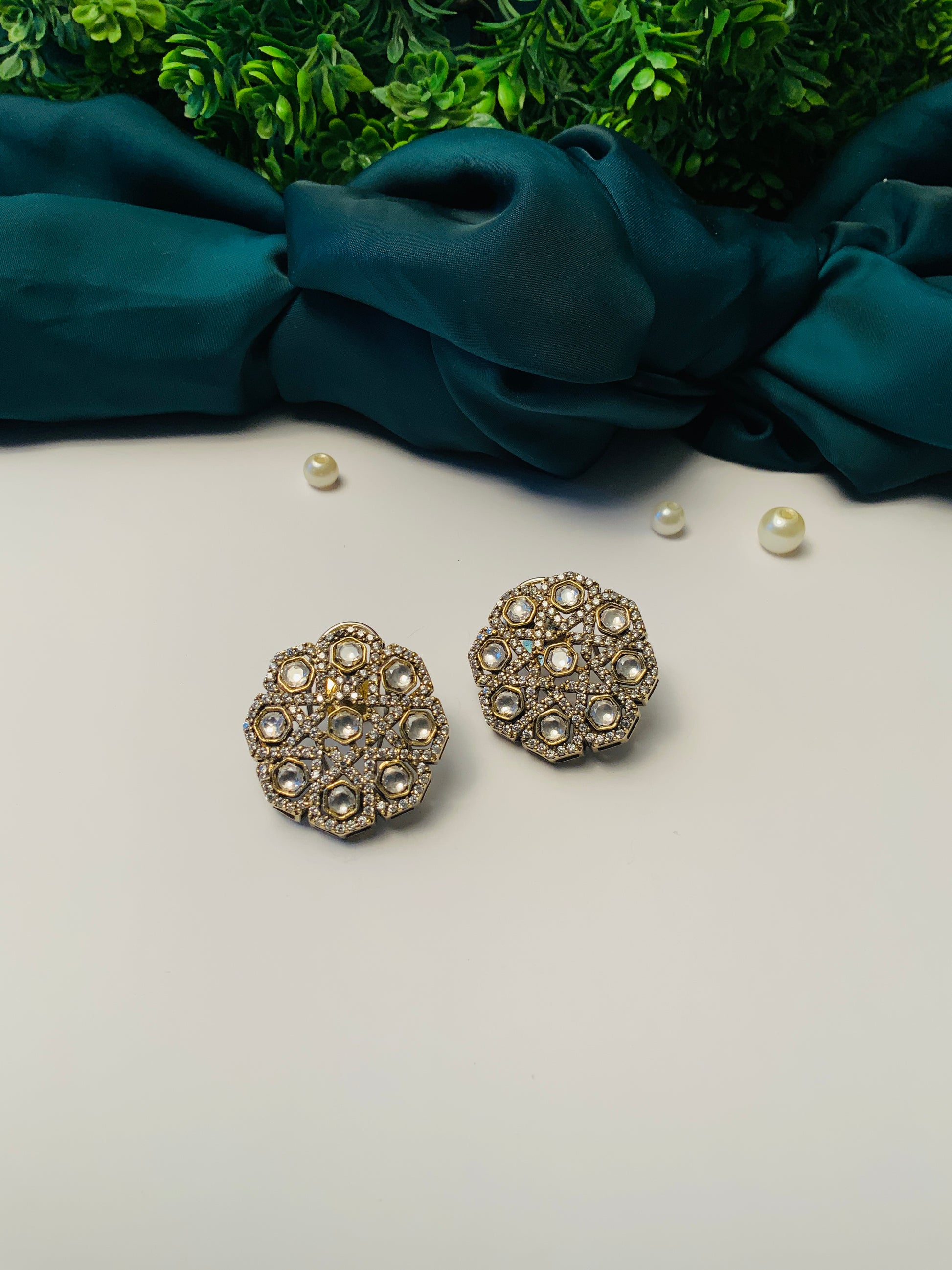 Abdesignsjewellery Victorian Polki Earring pair with intricate floral design and pearl accents