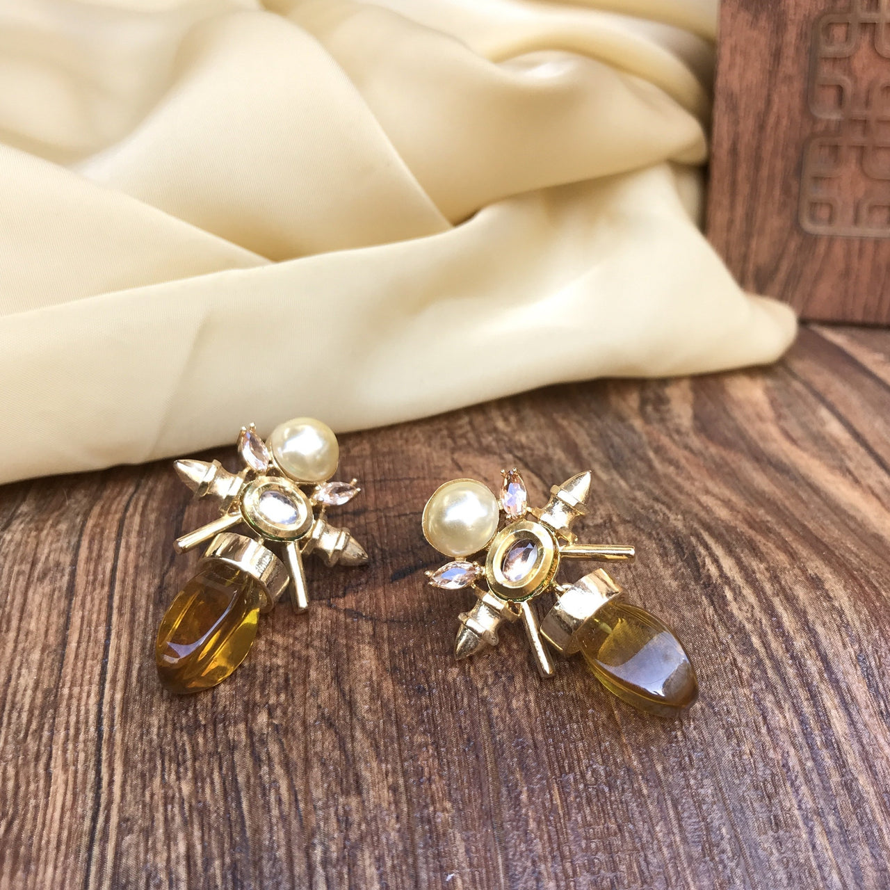 Lovely Honey Bee New Design Earrings
