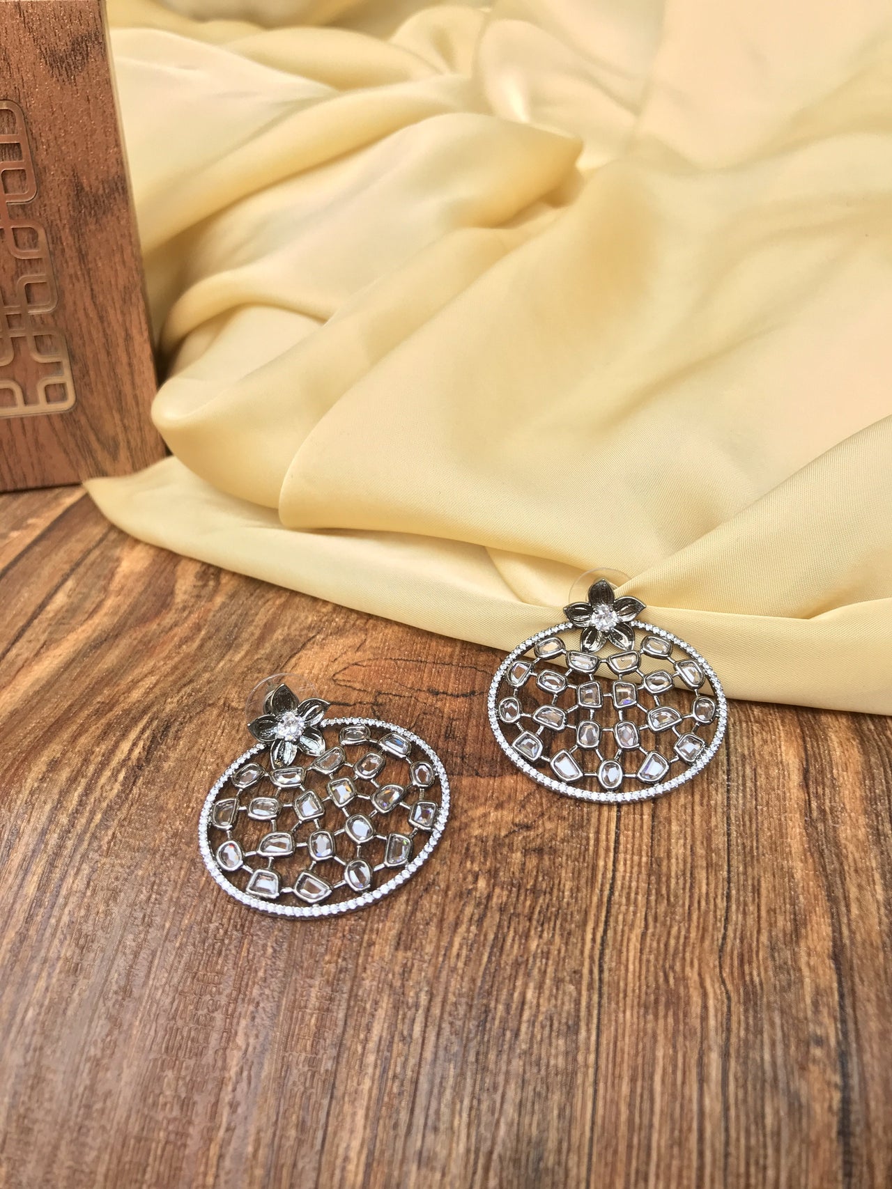 Attractive One Flower Round Diamond Earrings