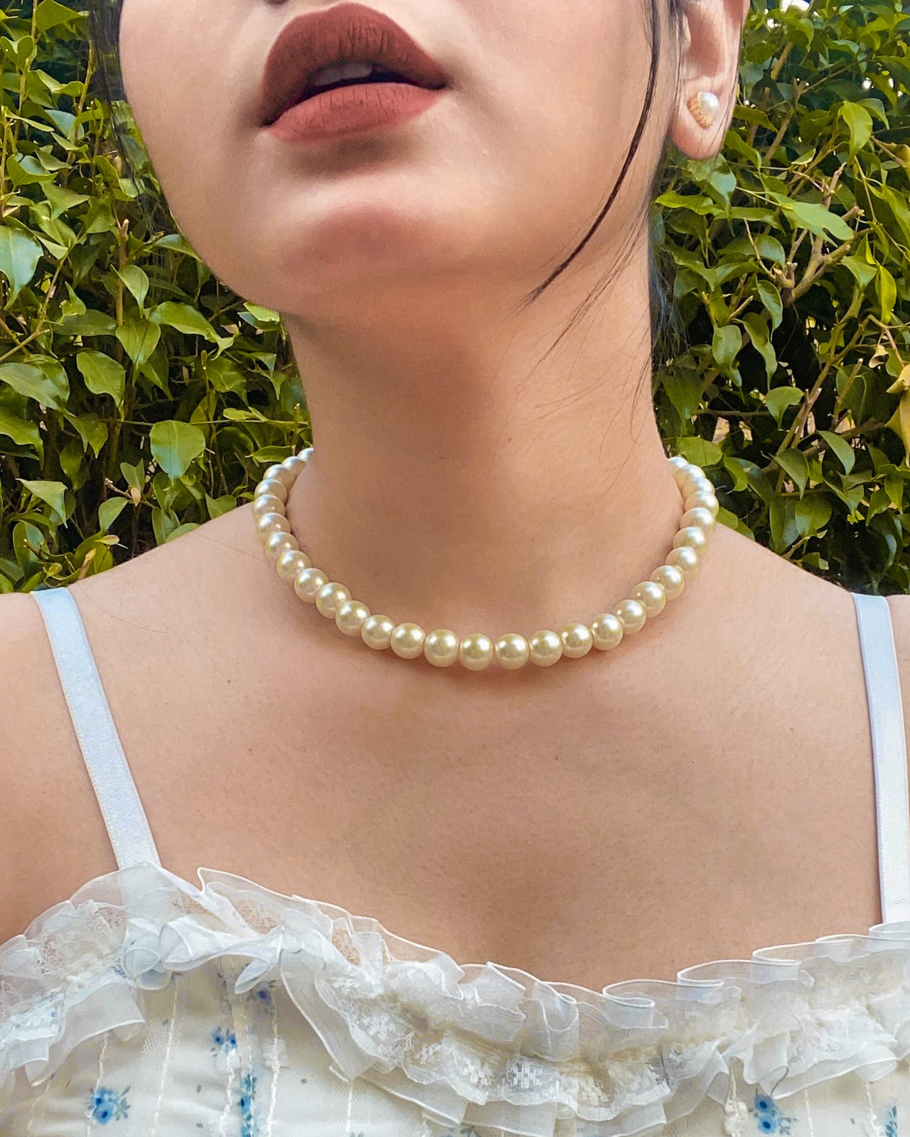 Bhumika Gururani Round Artificial Pearl Necklace - Abdesignsjewellery