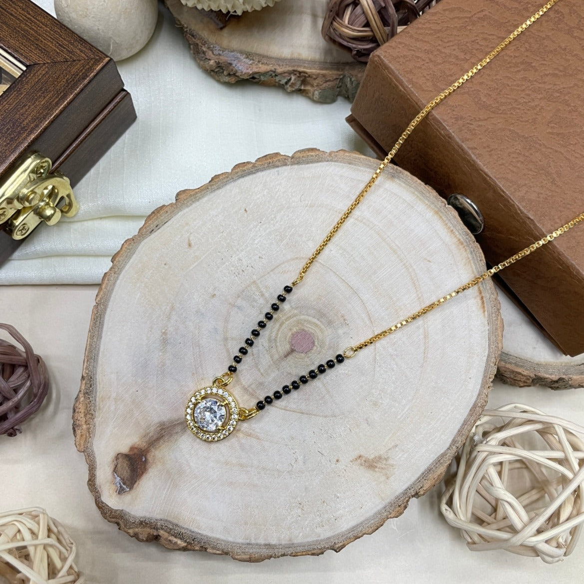 Attractive AD Round Stone Mangalsutra - Abdesignsjewellery