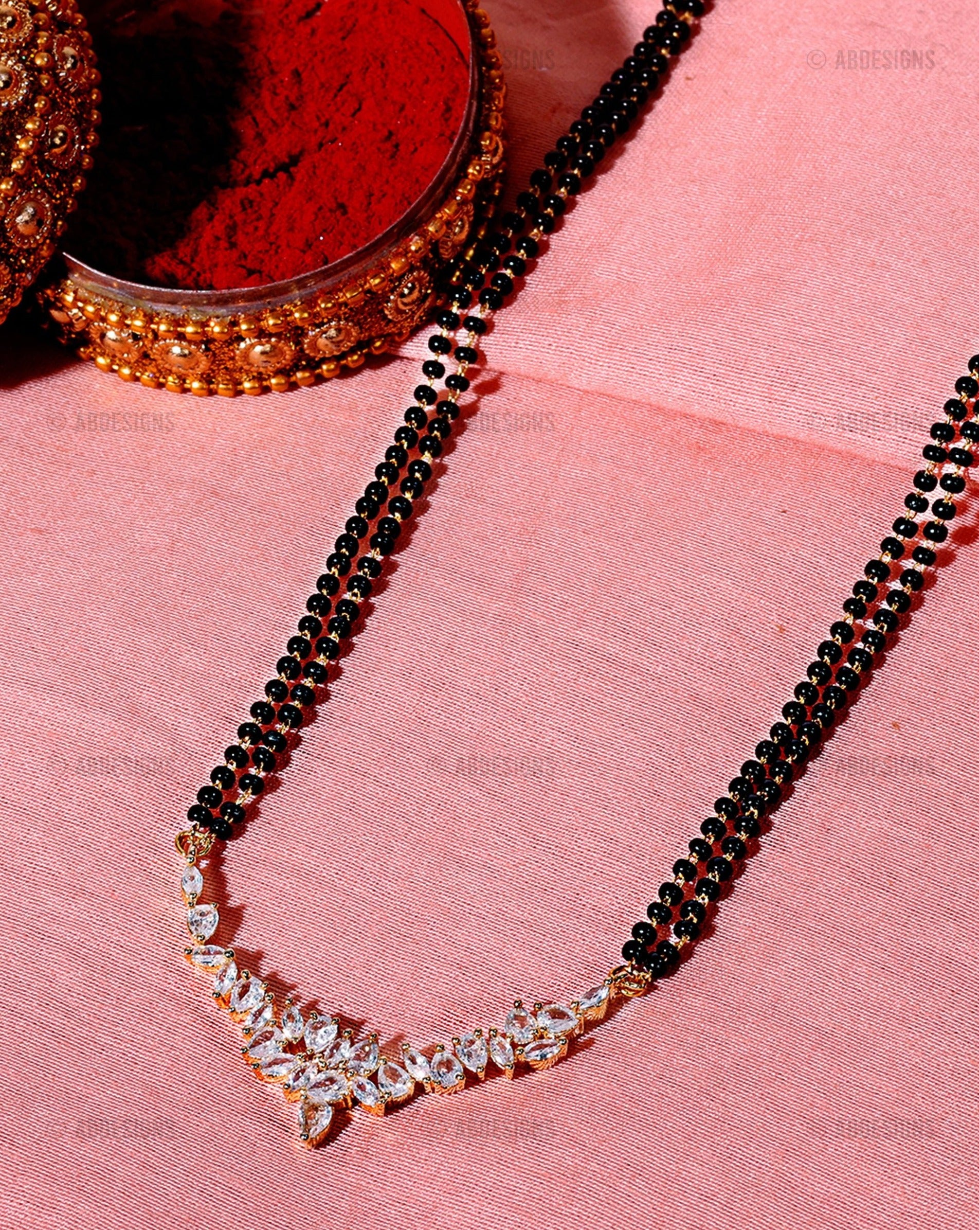 Gold Uncut Cluster Diamond Mangalsutra - Abdesignsjewellery