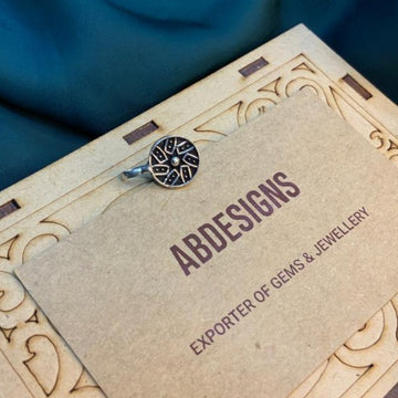 Round Chakra Silver Nose Pin