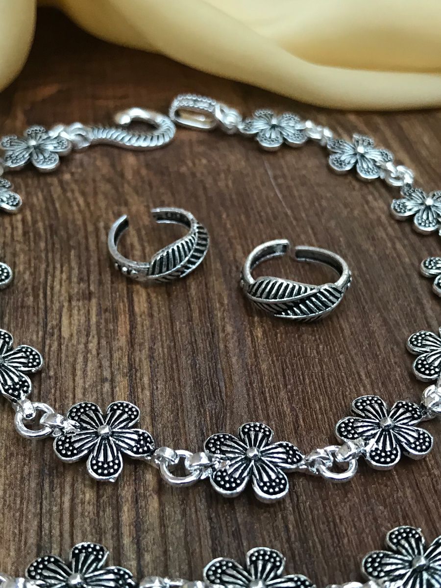 Fabulous Flower Anklet Toe Rings Combo - Abdesignsjewellery