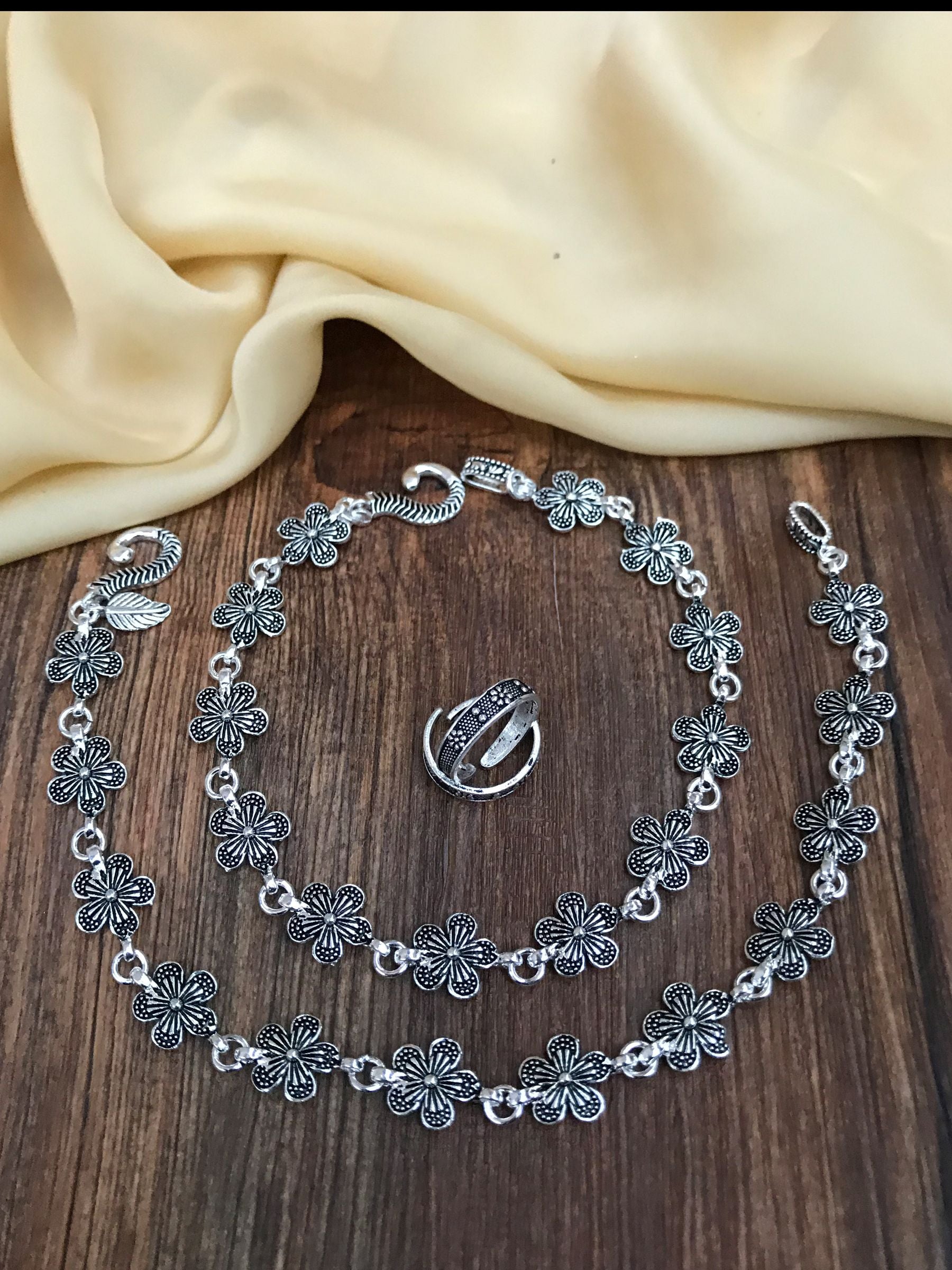 Beautifull Flower Anklet Toe Rings Combo - Abdesignsjewellery