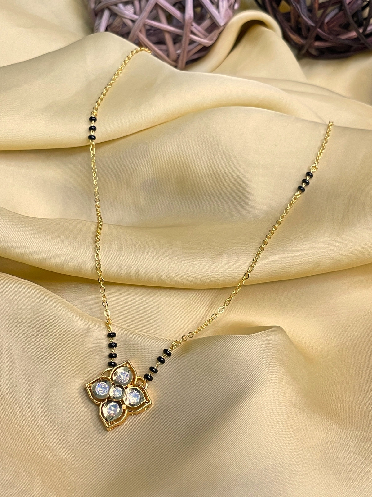 Appealing White Flower Polki Mangalsutra - Abdesignsjewellery