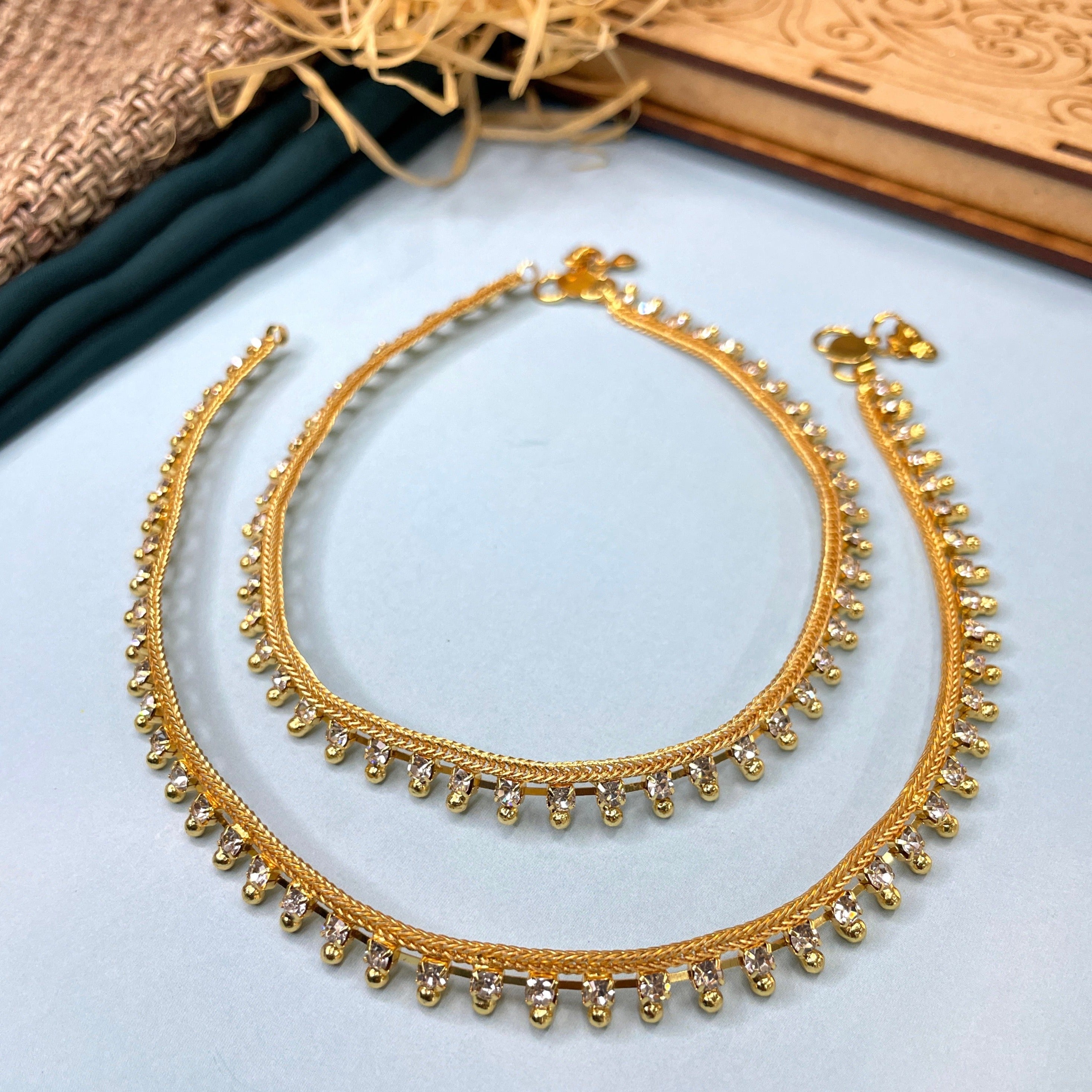 BEAUTIFUL GOLD PLATED DIAMOND ANKLET - Abdesignsjewellery