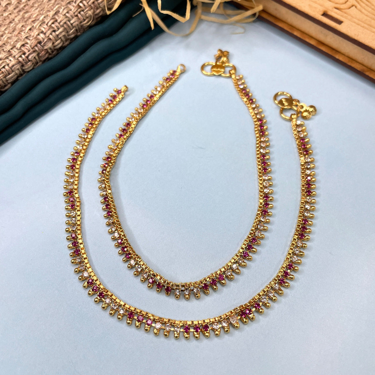 GOLD PLATED PINK COLOUR DIAMOND ANKLET