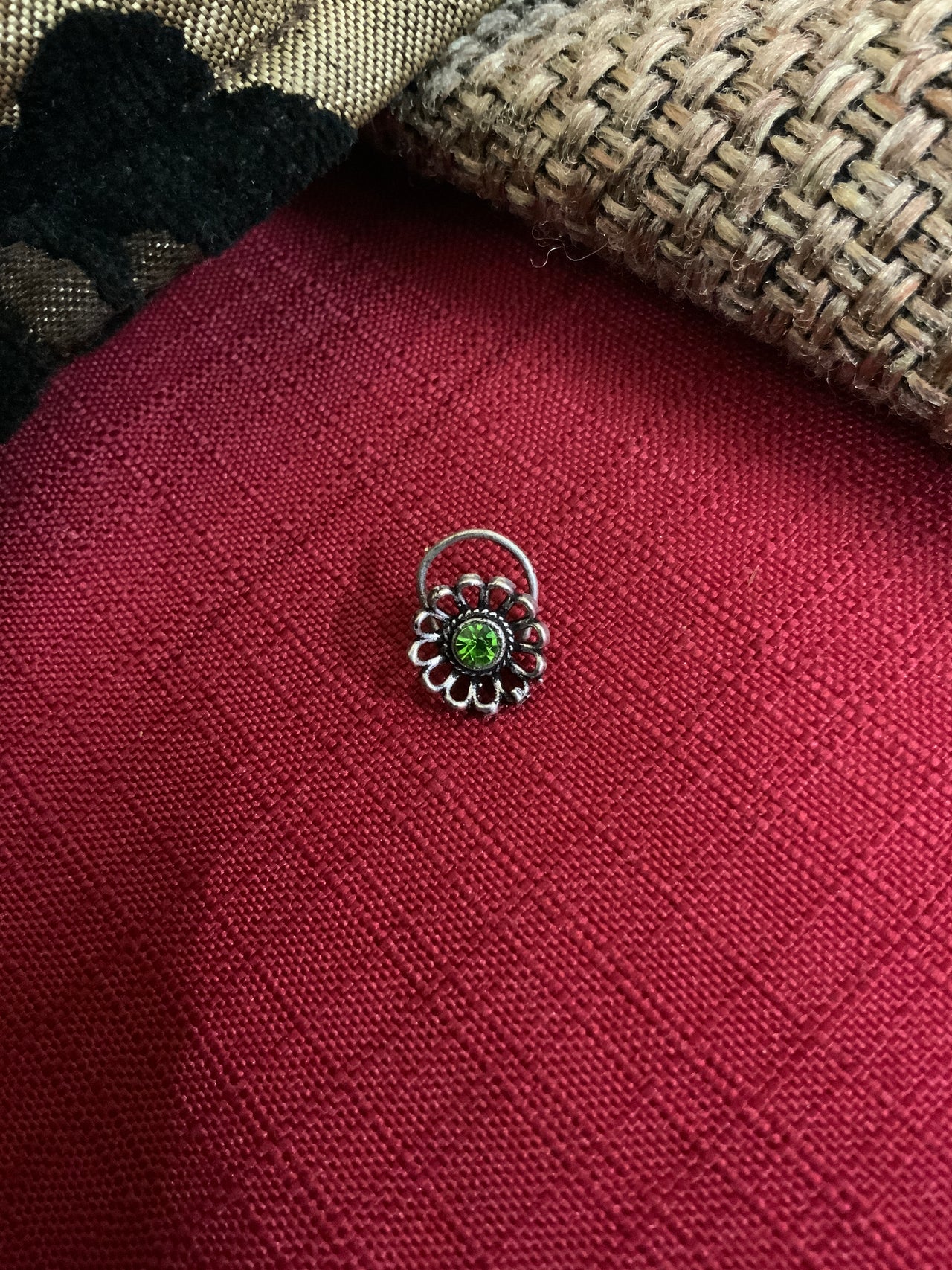 Green Dazzling Silver Nose Pin