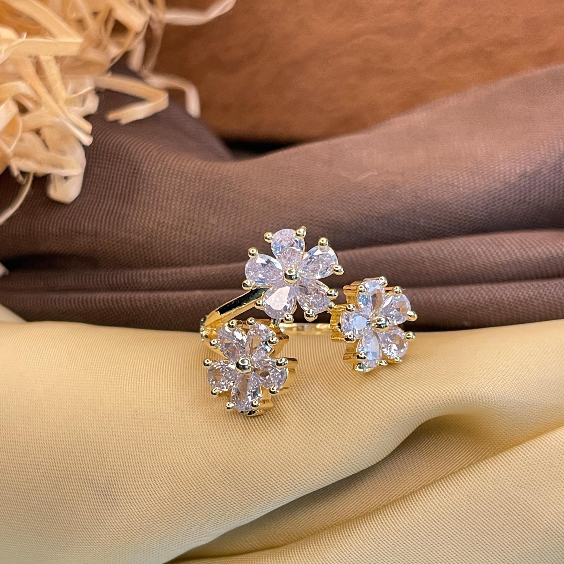 Attractive 3 Sunflower Ring - Abdesignsjewellery