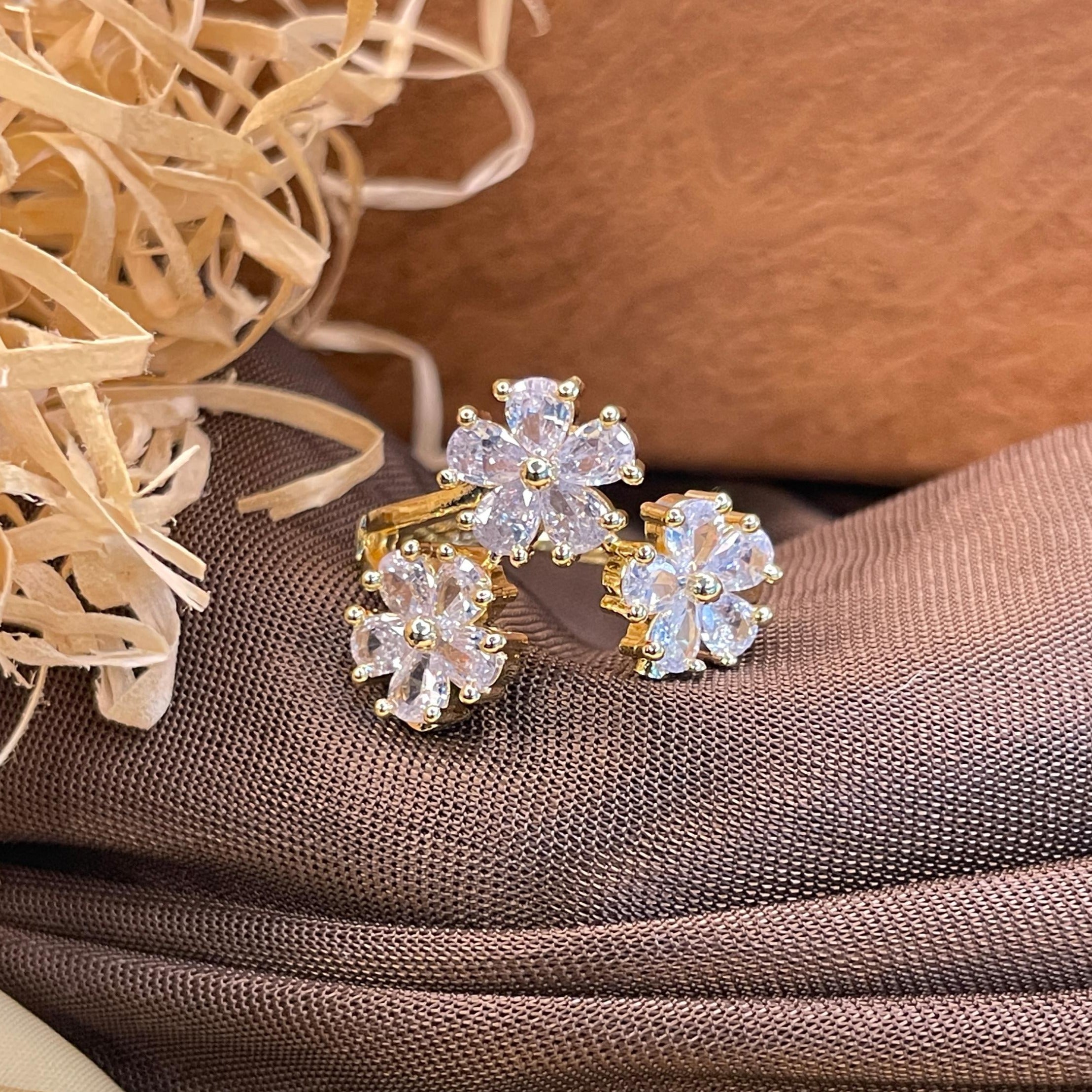 Attractive 3 Sunflower Ring - Abdesignsjewellery