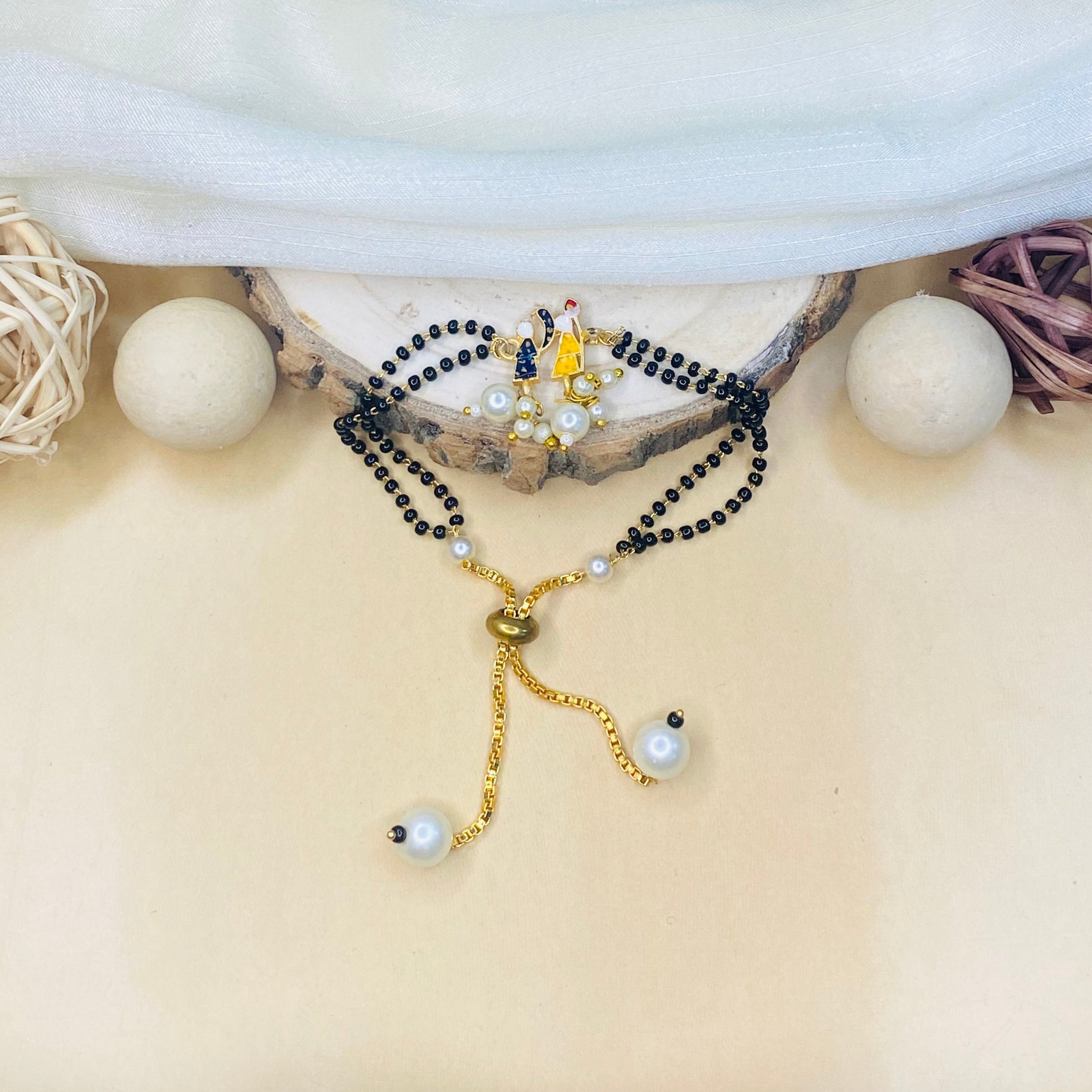 Hand Paint Couple Hand Mangalsutra - Abdesignsjewellery