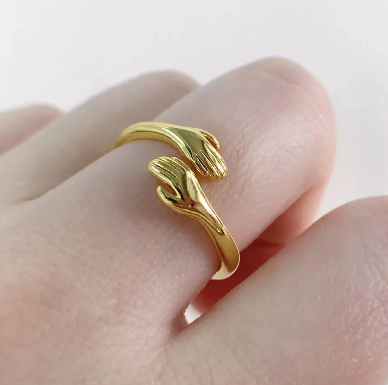 Gold-plated Friendship Loved Ones Hug Ring