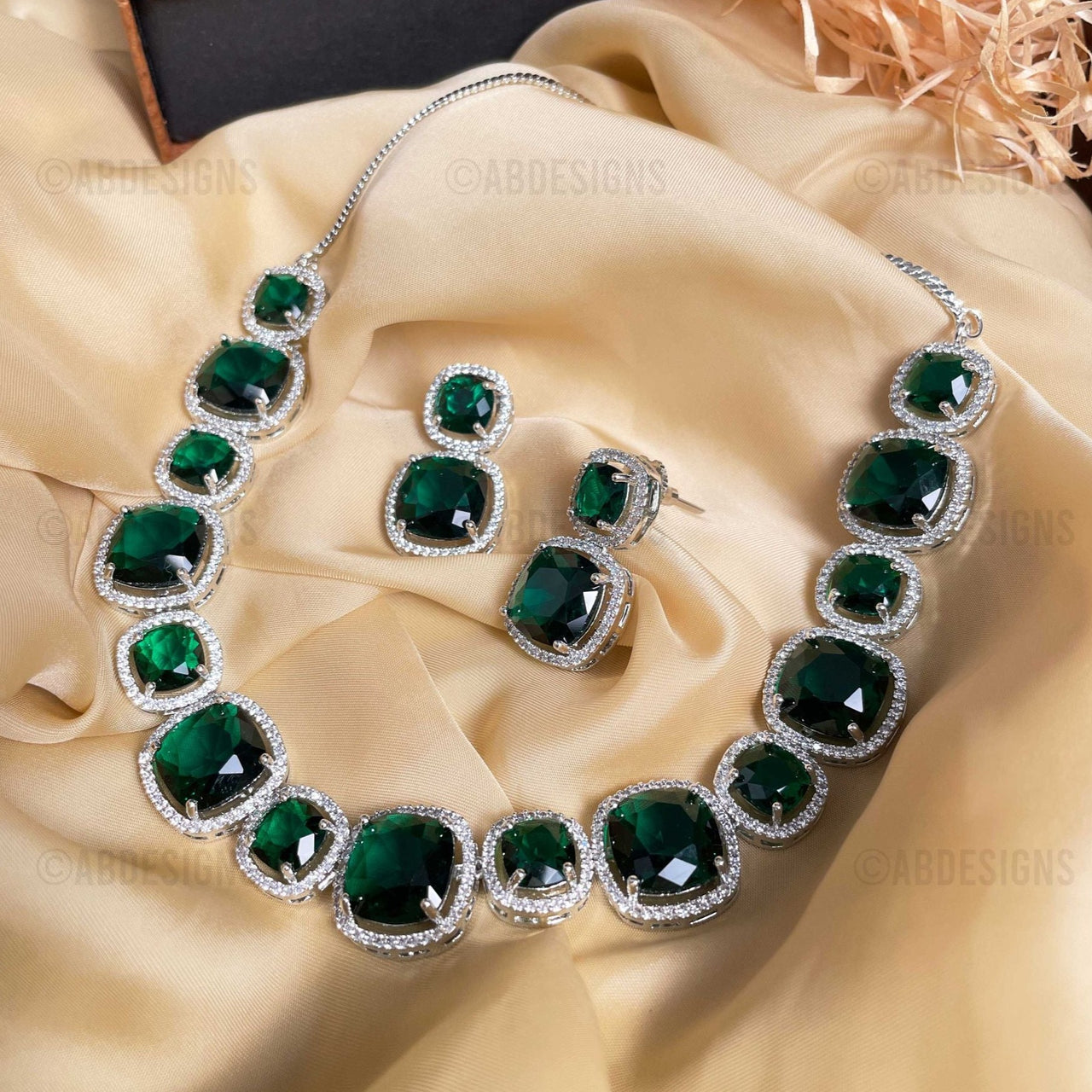 Celebrated Renowned Silver Diamond Choker Necklace - Abdesignsjewellery