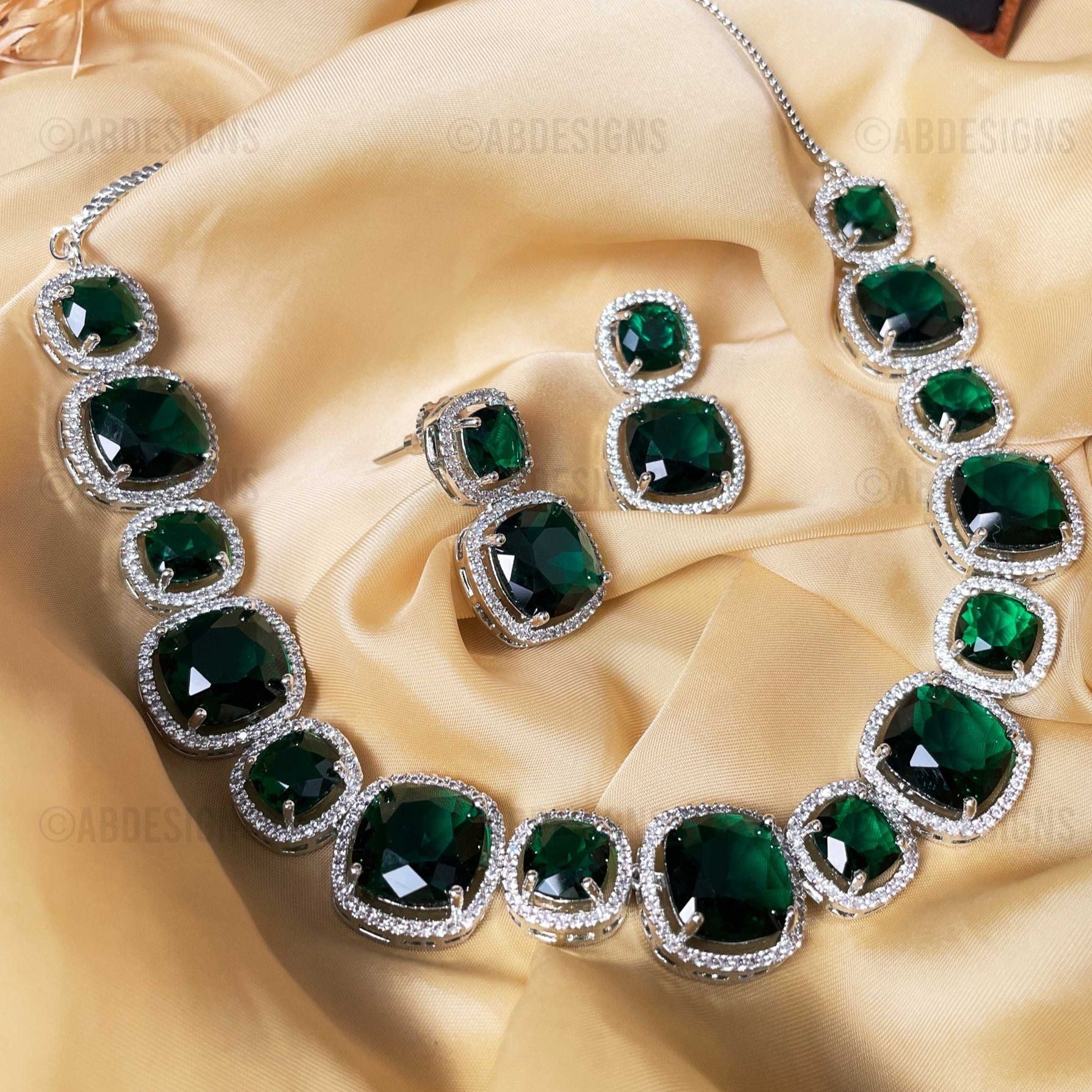 Celebrated Renowned Silver Diamond Choker Necklace - Abdesignsjewellery