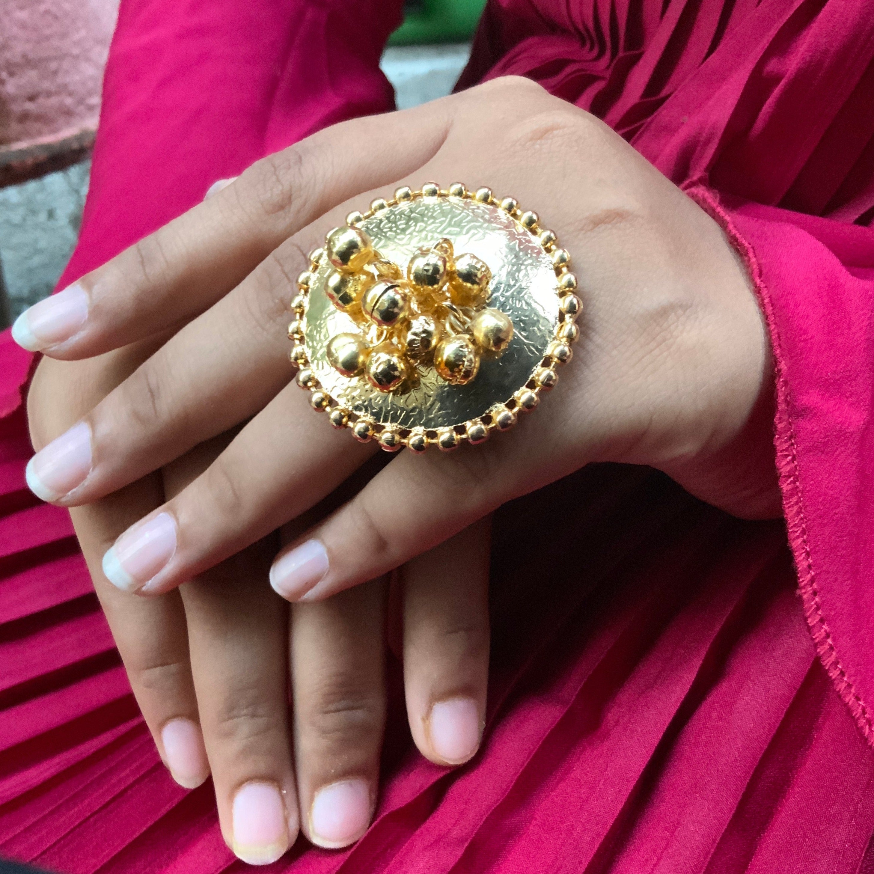 Oversized Golden Plating Gungru Ring