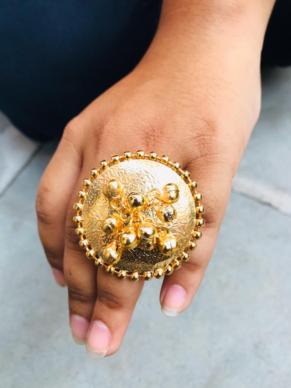 Oversized Golden Plating Gungru Ring