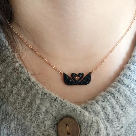 Trending Black Swan Rose Gold Chain