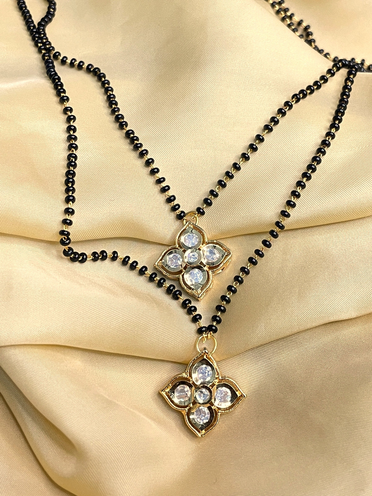 High Quality Contemporary Unique Flower Polki Mangalsutra