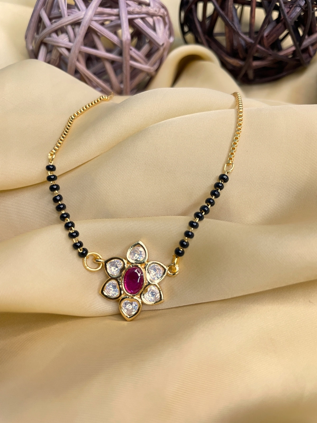 High Quality Unique Pink Flower Polki Mangalsutra