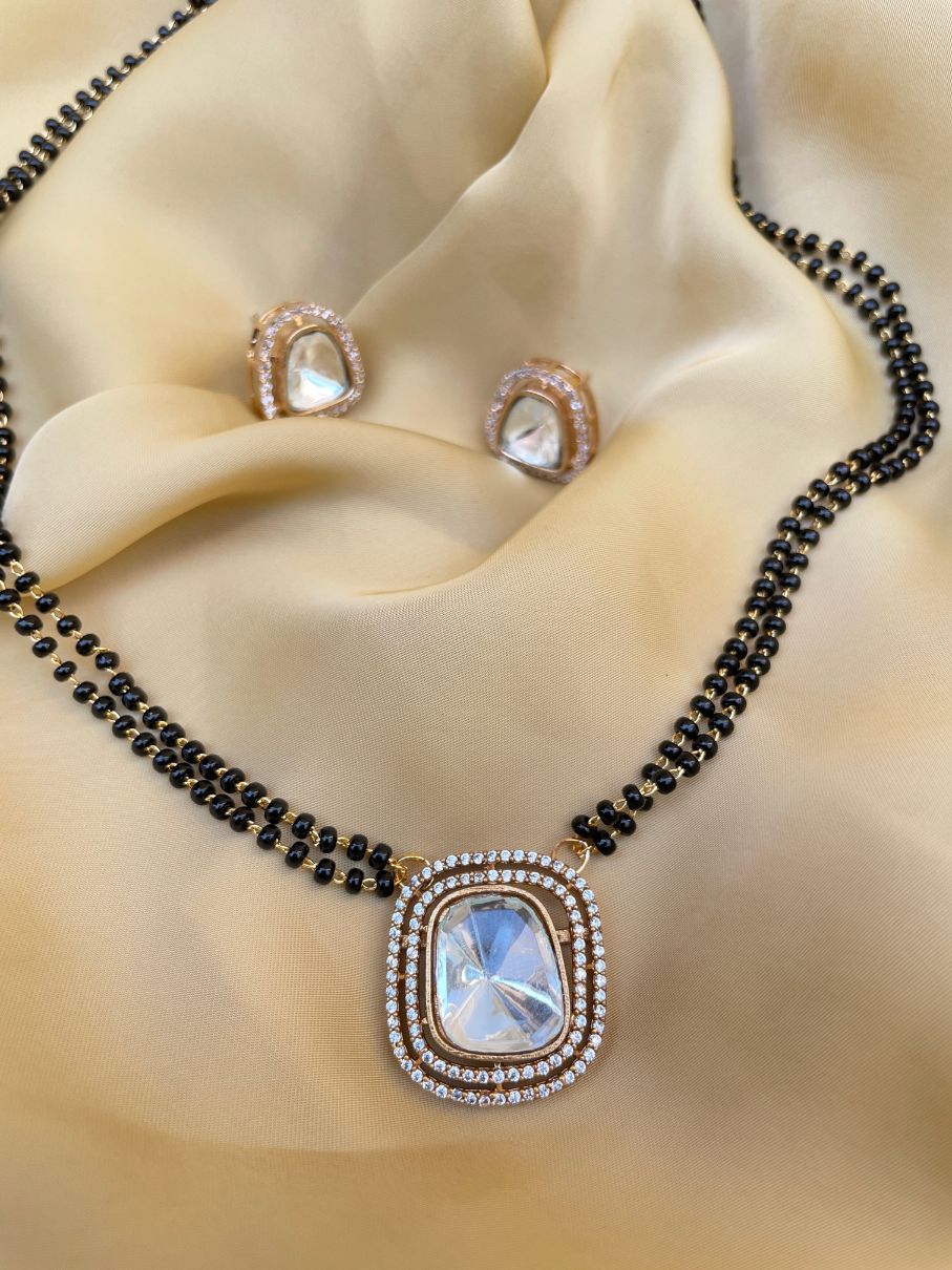 Uncut Gold Polki Diamond Mangalsutra & Earrings