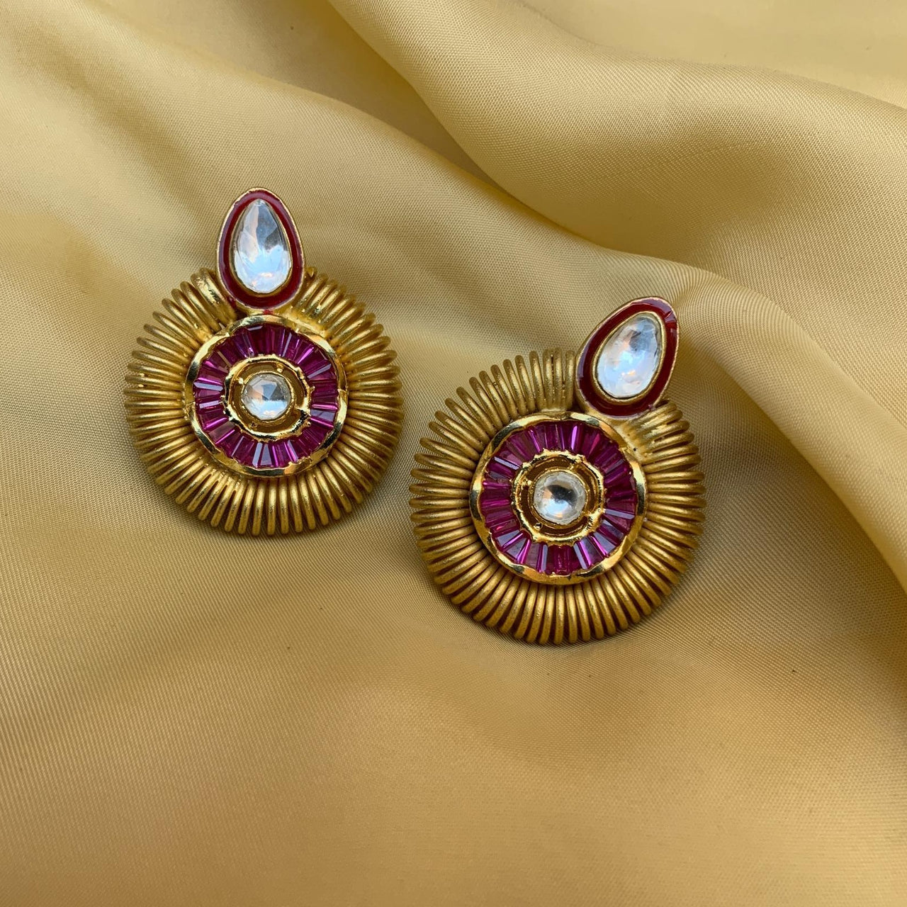 Beautiful Traditional Round Pink Earrings