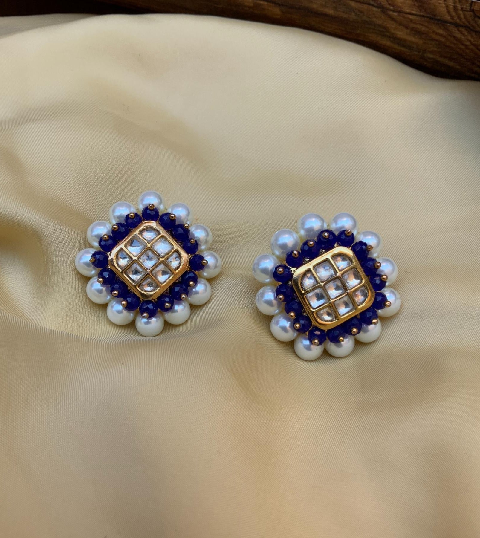 High Quality Kundan & Pearl Stud Earring