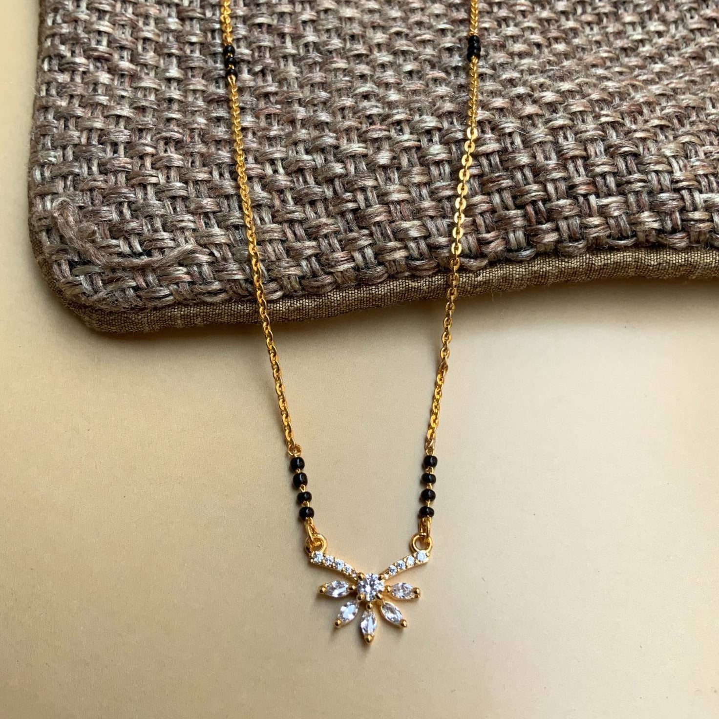 Autograph Morden Gold Diamond Mangalsutra - Abdesignsjewellery