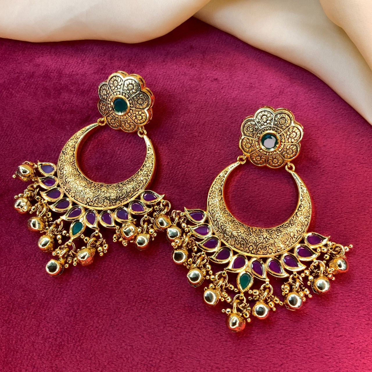 Matt Gold Plated Half Chand Shape With Pearls Earrings, गोल्ड प्लेटेड  इयररिंग, सोना चढ़ी कान की बाली - Lookethnic Handicrafts LLP, Mumbai | ID:  2852803953973