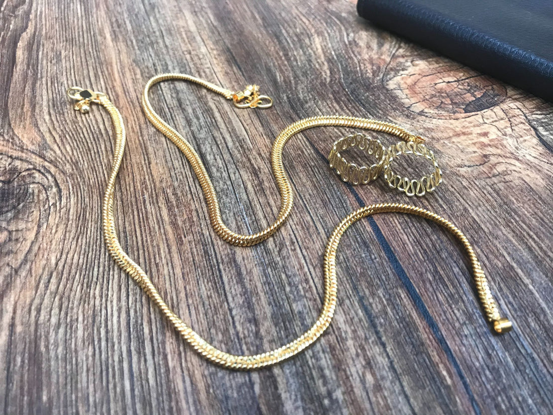 Appealing Gold Anklet Toerings Combo Jewellery - Abdesignsjewellery