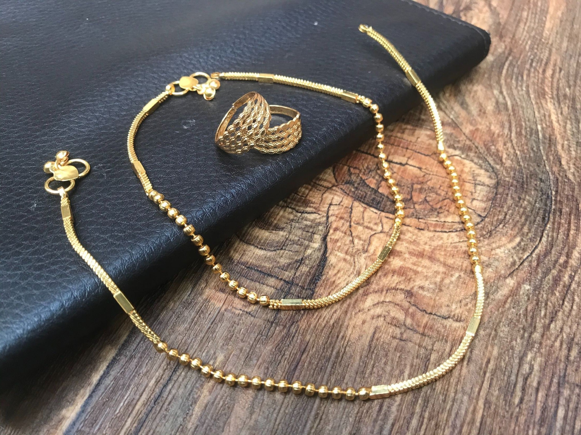 Magnificent Gold Anklet Toerings Combo Jewellery