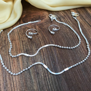 Trending Silver Anklet Toering Combo Jewellery