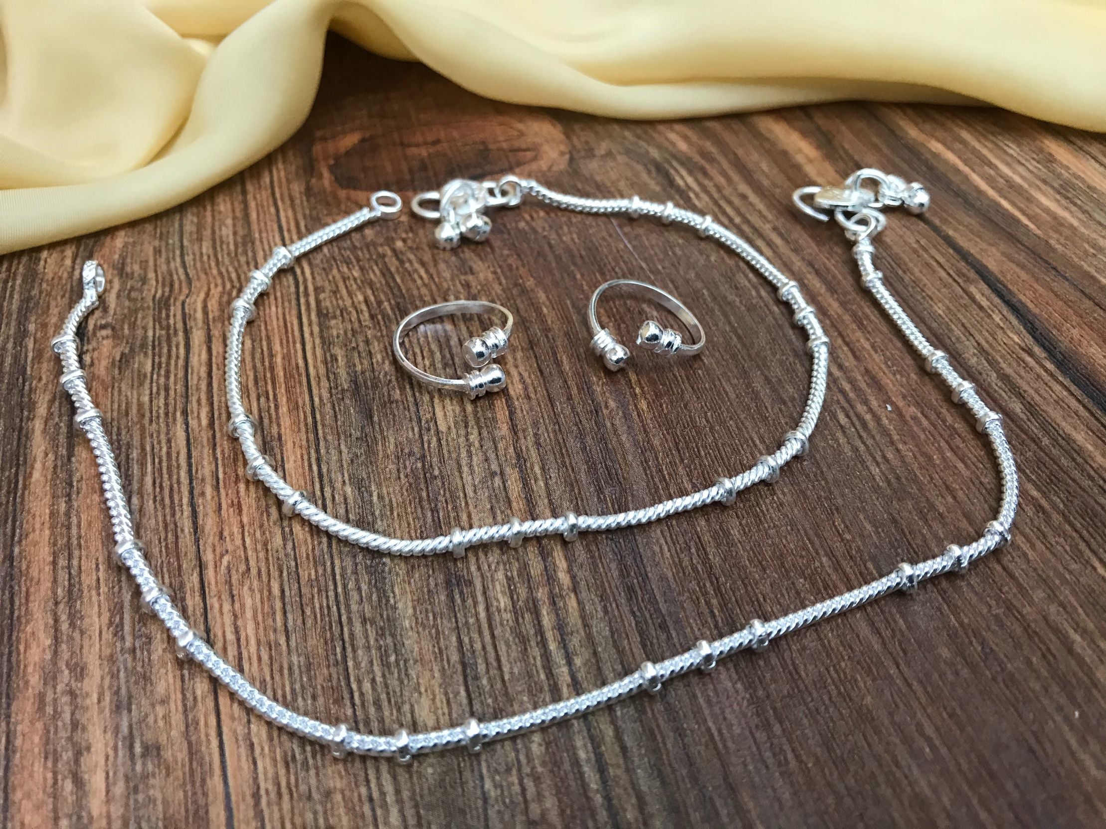 Premium Look Silver Anklet Toerings Combo Jewellery
