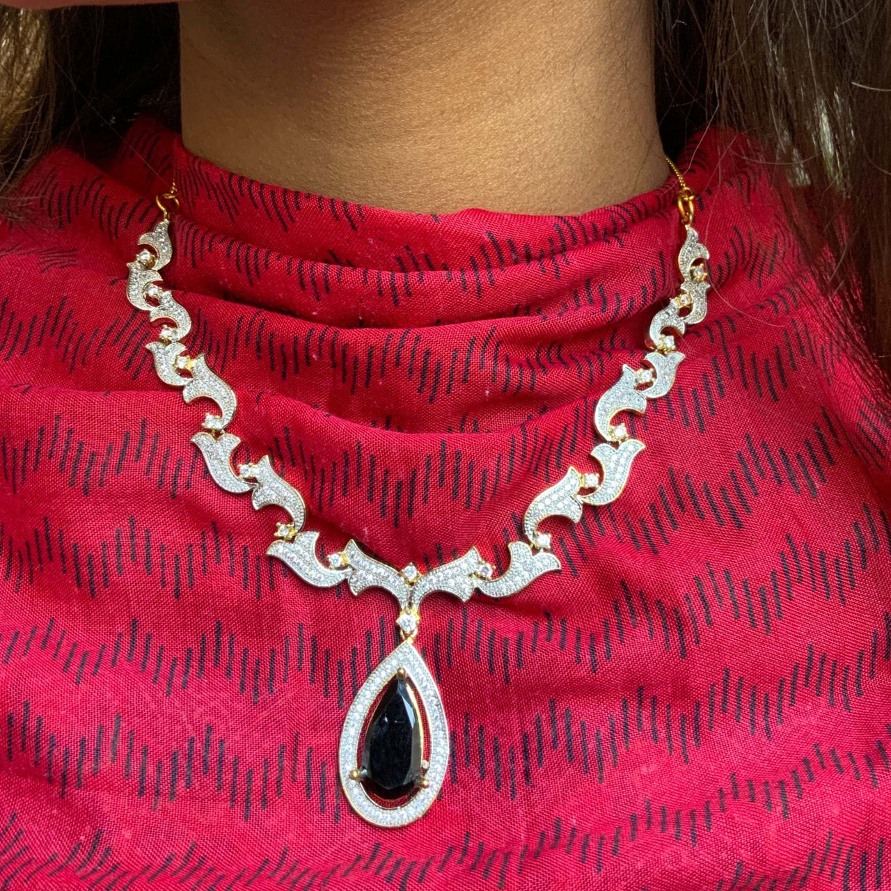 lovely American Blue Diamond Necklace