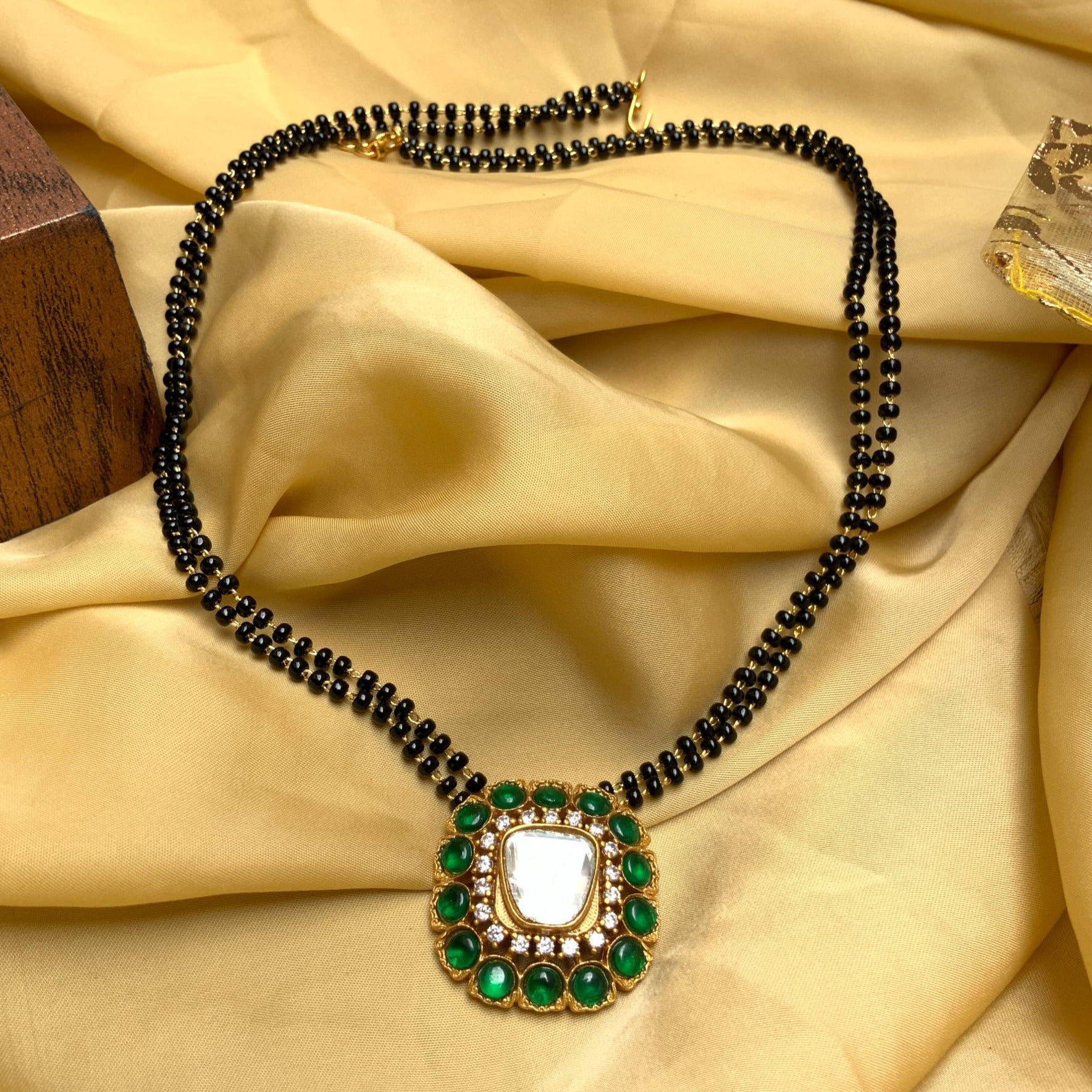 Beautiful Real Kemp Stone Pendant Mangalsutra - Abdesignsjewellery