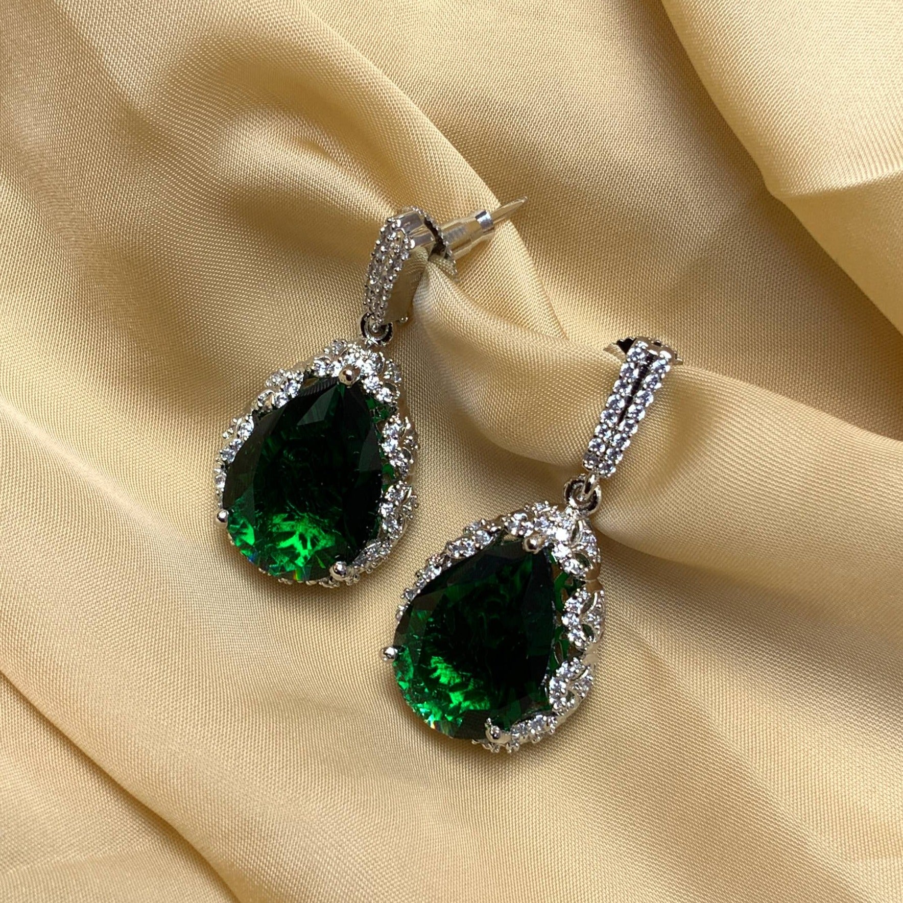 Sterling Silver Emerald CZ Tear Drop Earring