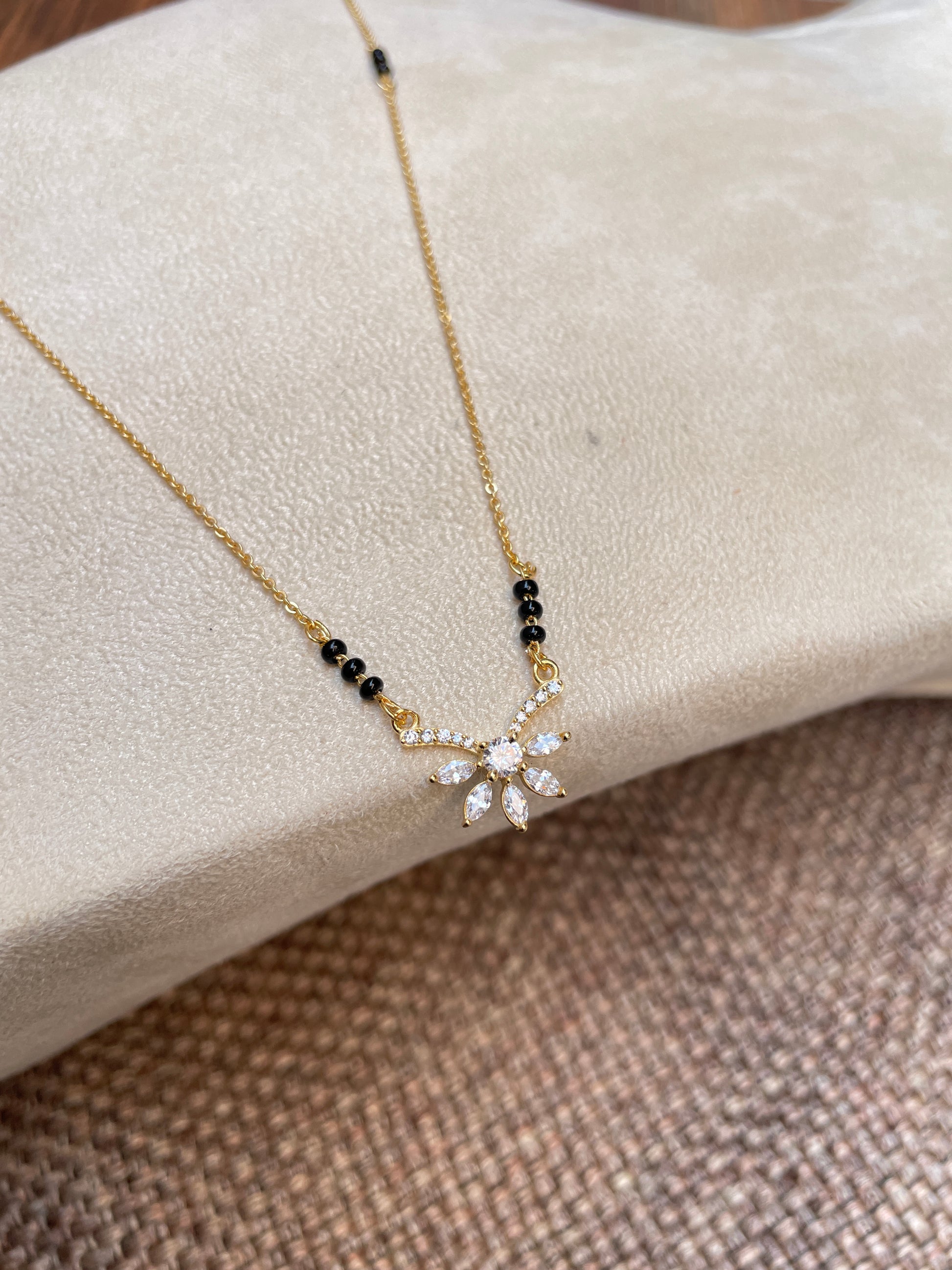 Autograph Morden Gold Diamond Mangalsutra - Abdesignsjewellery