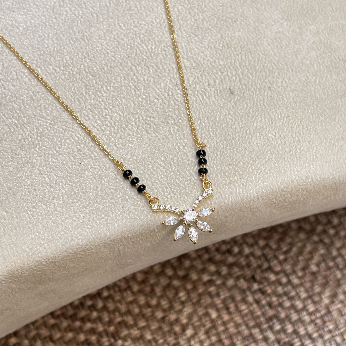 Autograph Morden Gold Diamond Mangalsutra - Abdesignsjewellery