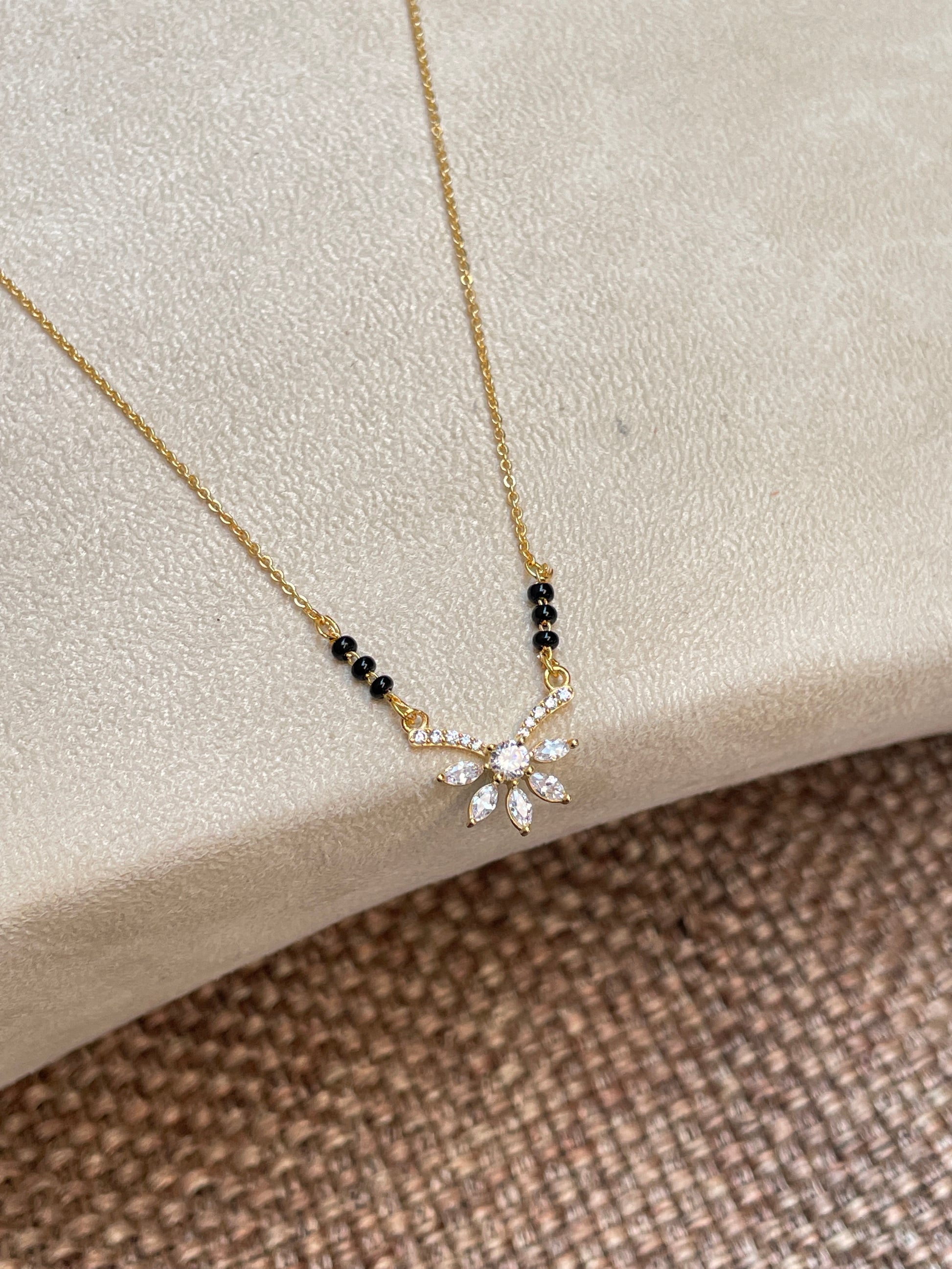 Autograph Morden Gold Diamond Mangalsutra - Abdesignsjewellery