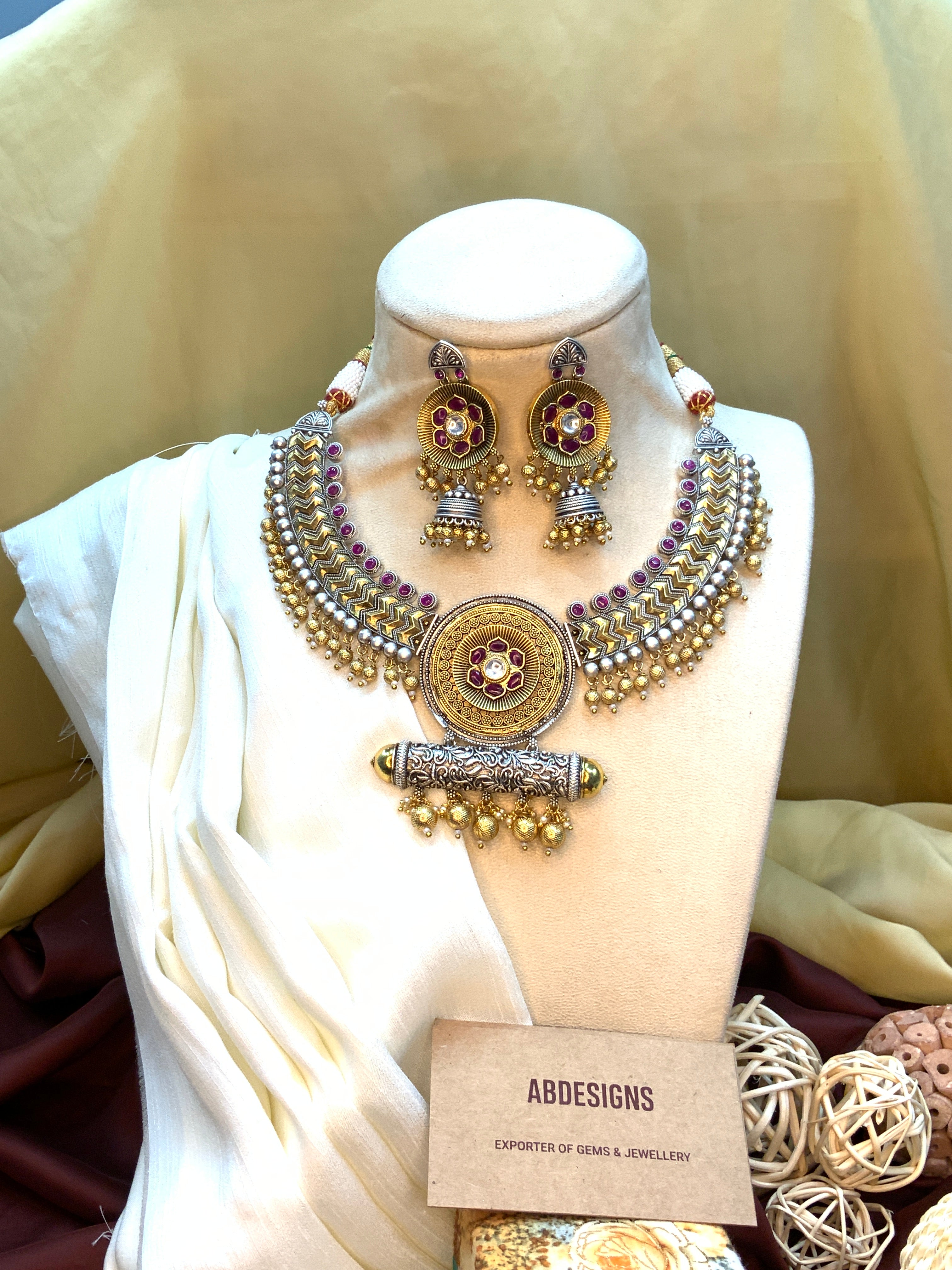 Royal High Quality Silver Fusion Necklace