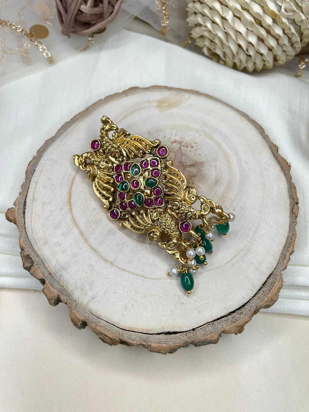 High Quality Antique Peacock Style Kemp Stone Saree Pin