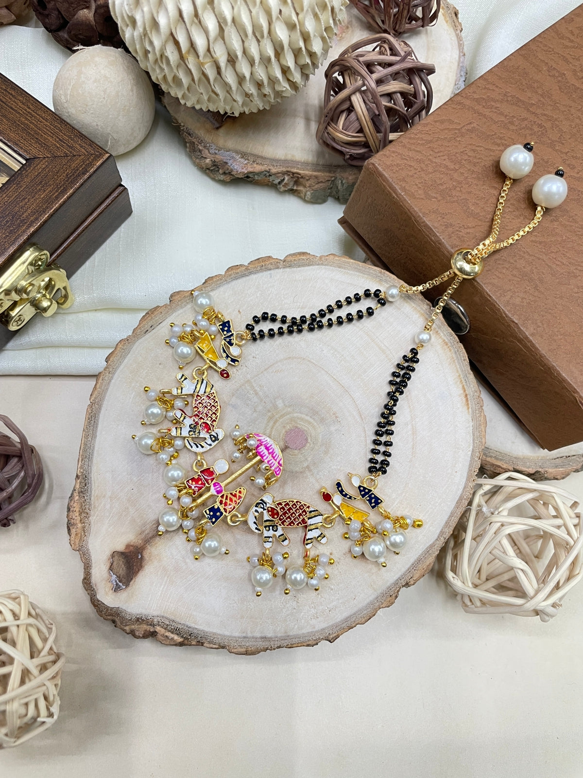 HandPaint Doli Hand Mangalsutra Bracelet - Abdesignsjewellery