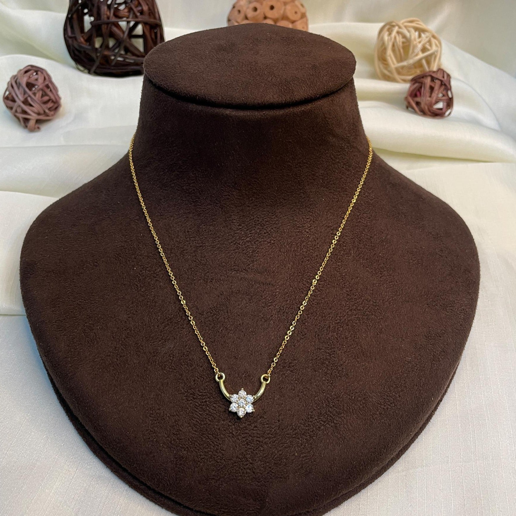 Tiniest Unique Flower Pendant And Chain - Abdesignsjewellery