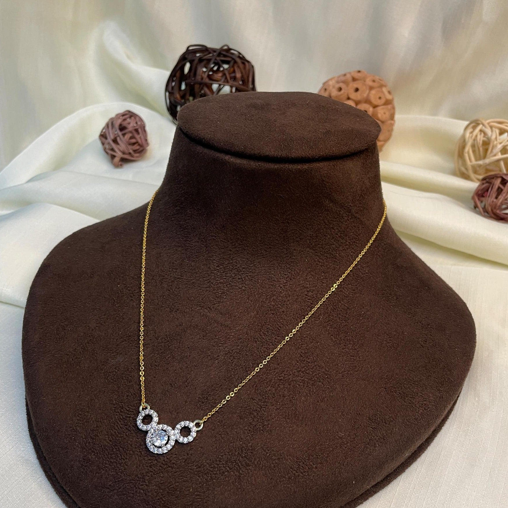 Charming Gold Plated Pendant & Chain - Abdesignsjewellery