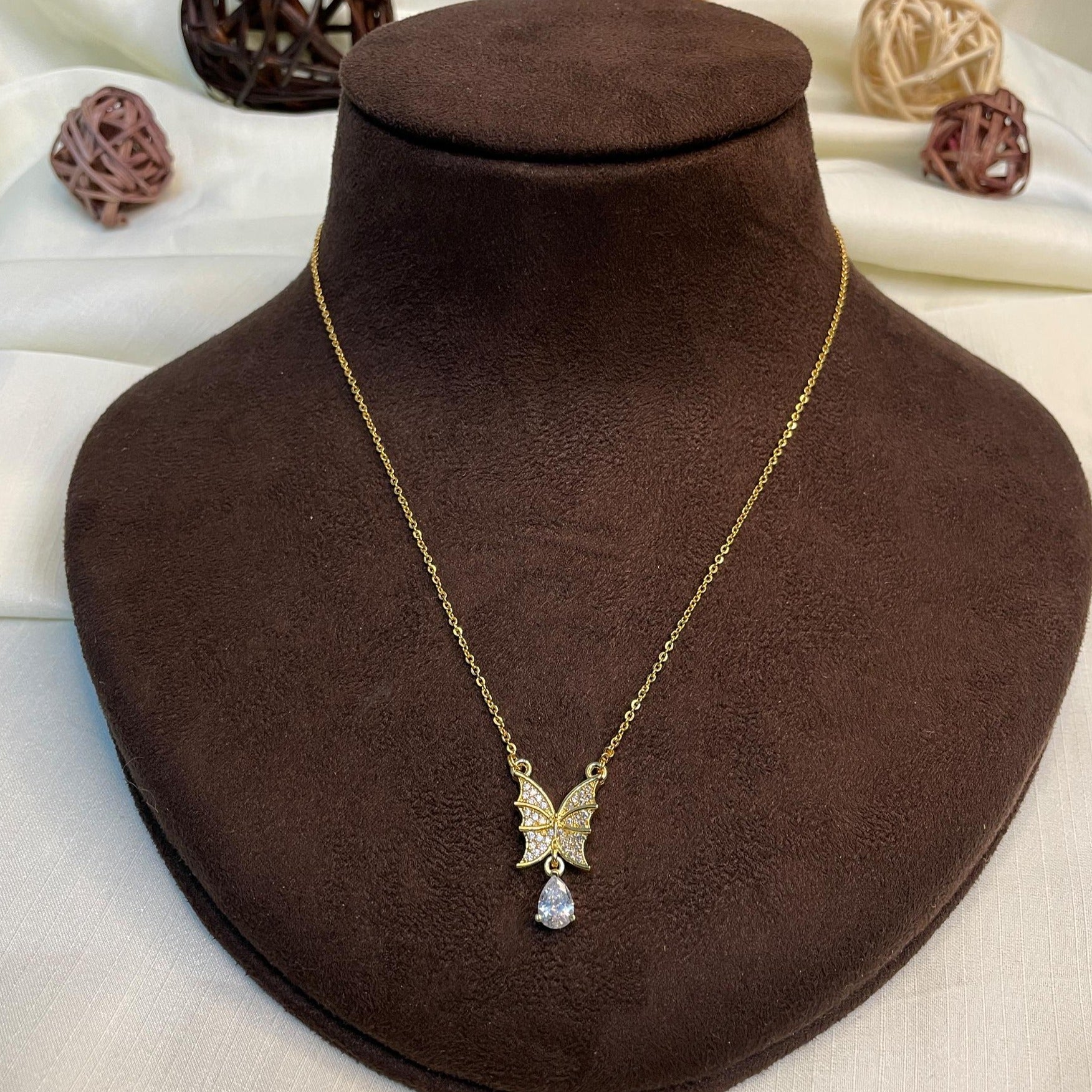Butterfly Diamond Pendant & Chain - Abdesignsjewellery