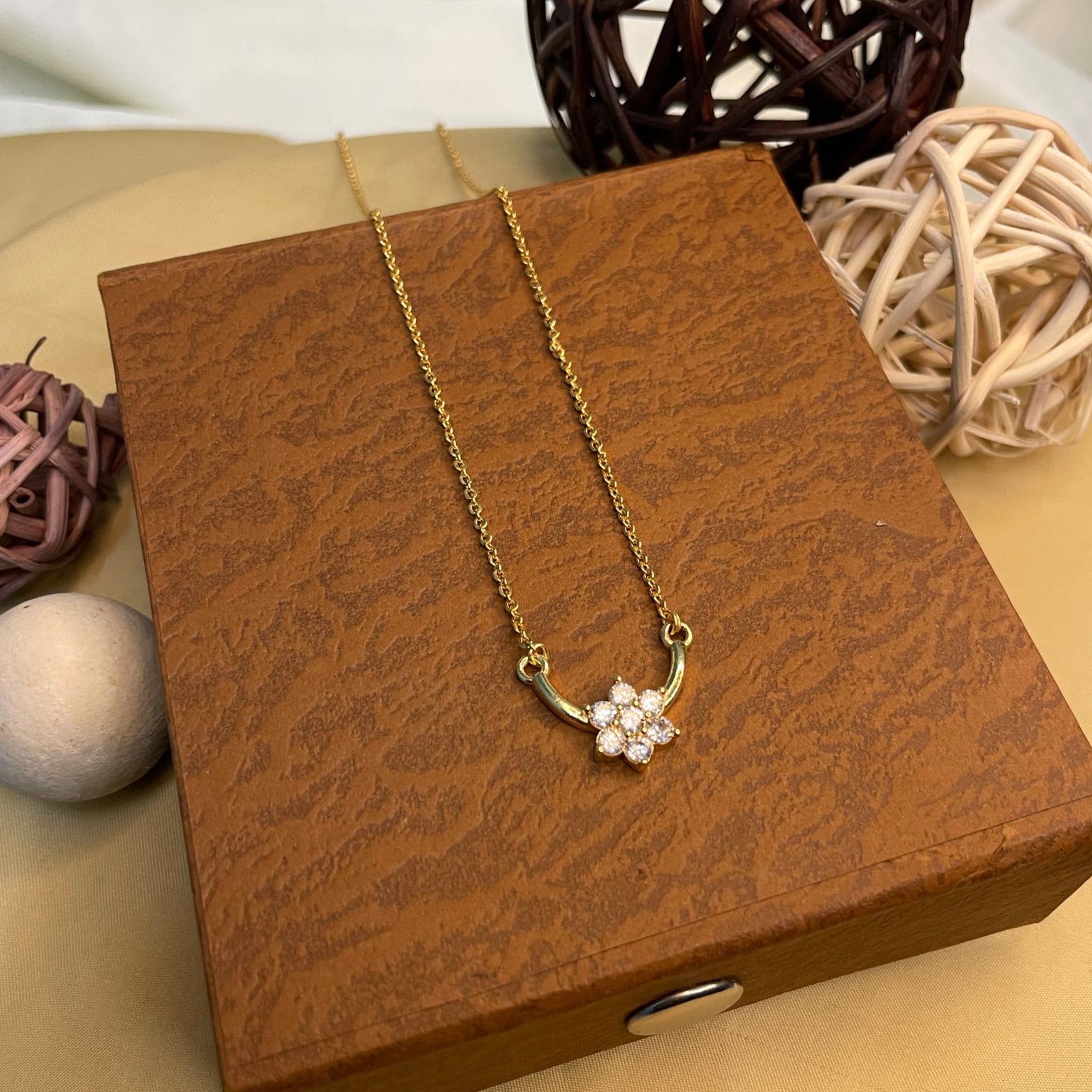 Tiniest Unique Flower Pendant And Chain - Abdesignsjewellery