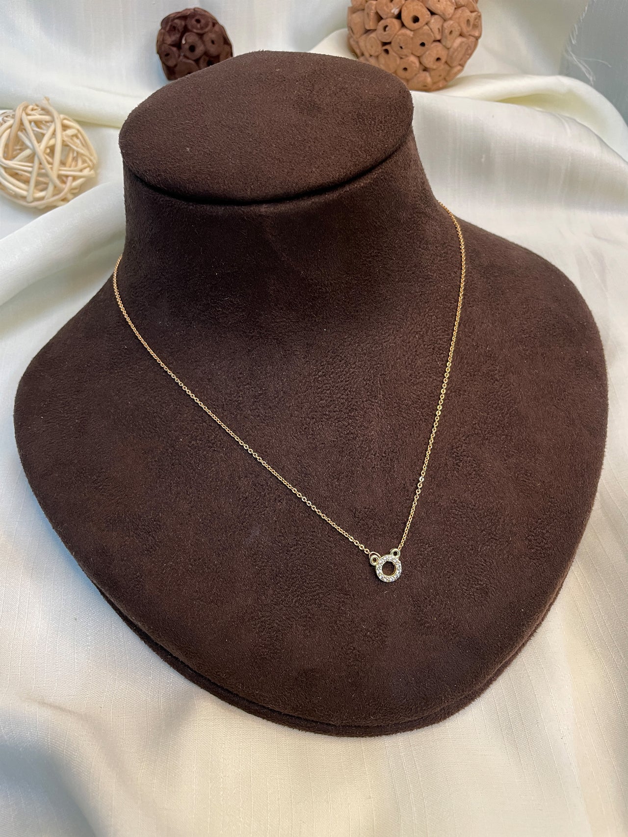 Dailywear Gold Round Pendant Necklace